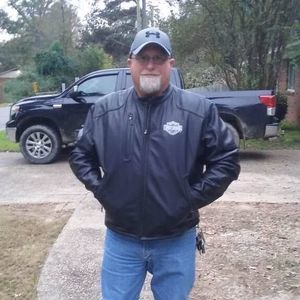 Meet your Posher, Gregory